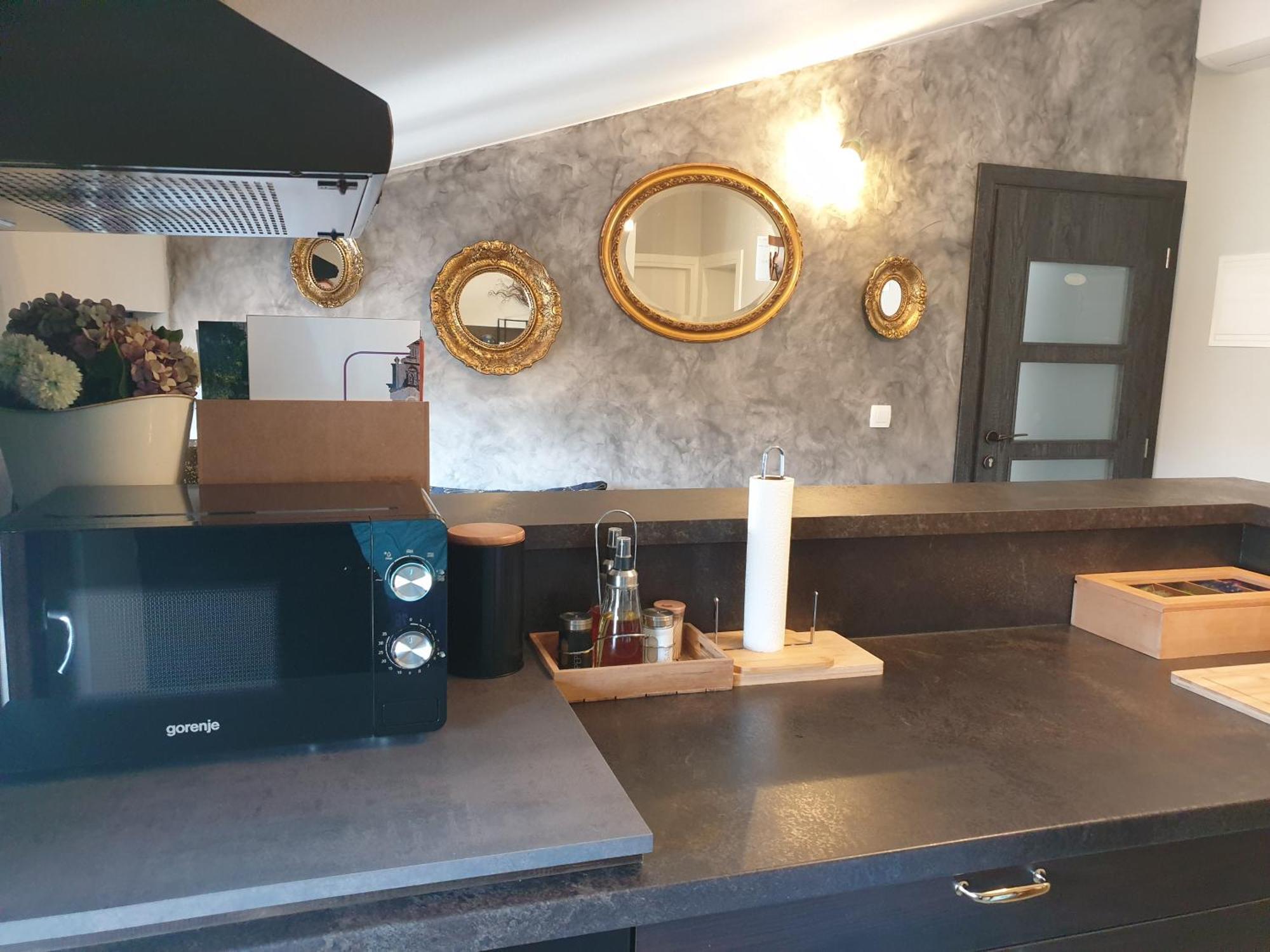 Boutique Rooms Mare Fabulas 罗维尼 外观 照片
